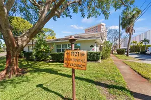 1121 Beach Dr NE, Saint Petersburg, FL 33701 - Photo 8