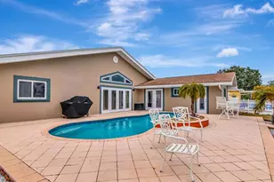 405 Driftwood Dr E, Palm Harbor, FL 34683 - Photo 56