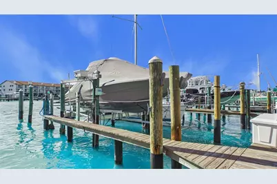 121 1st Street E #109, Tierra Verde, FL 33715 - Photo 1