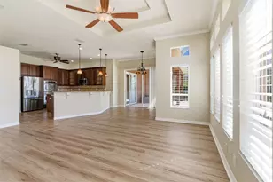 915 Vista Verde Ln, Ruskin, FL 33573 - Photo 12