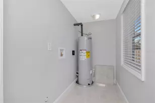 2906 E 97th Ave, Tampa, FL 33612 - Photo 48