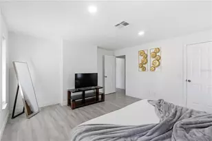 3891 14th Ave SE, Largo, FL 33771 - Photo 20