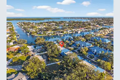 1671 Watermark Circle NE, Saint Petersburg, FL 33702 - Photo 44