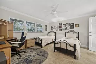 1671 Watermark Cir NE, Saint Petersburg, FL 33702 - Photo 22