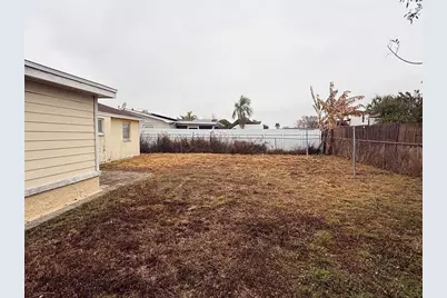 10038 Kingswood Lane, Port Richey, FL 34668 - Photo 24