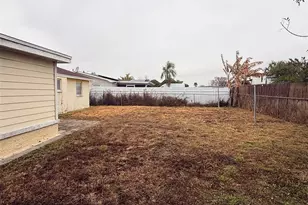 10038 Kingswood Ln, Port Richey, FL 34668 - Photo 24