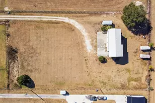 4026 McIntosh Estates Ln, Plant City, FL 33565 - Photo 76