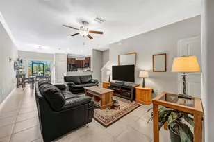 13247 Dupree Hills Pl, Riverview, FL 33579 - Photo 4
