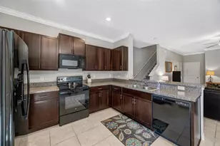 13247 Dupree Hills Pl, Riverview, FL 33579 - Photo 8