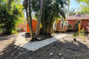 3813 W De Leon St, Tampa, FL 33609 - Photo 14