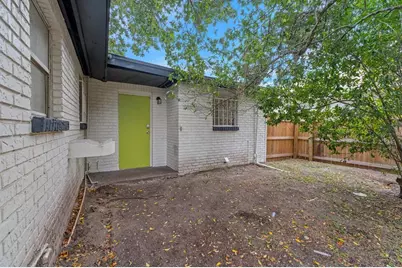 4220 E Powhatan Avenue, Tampa, FL 33610 - Photo 22