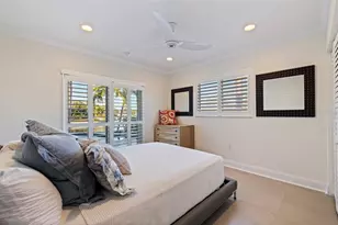 1481 49th Ave NE, Saint Petersburg, FL 33703 - Photo 16