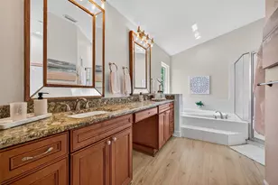 4311 Ave Cannes, Lutz, FL 33558 - Photo 32