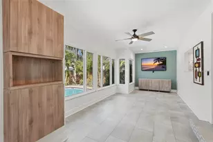 2430 14th St N, Saint Petersburg, FL 33704 - Photo 24