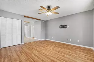 7624 Desoto Ct, Tampa, FL 33615 - Photo 4