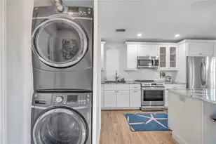 4728 Beach Dr SE, Saint Petersburg, FL 33705 - Photo 22