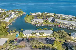 4728 Beach Dr SE, Saint Petersburg, FL 33705 - Photo 52