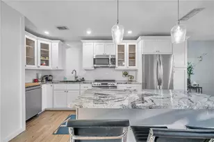 4728 Beach Dr SE, Saint Petersburg, FL 33705 - Photo 18