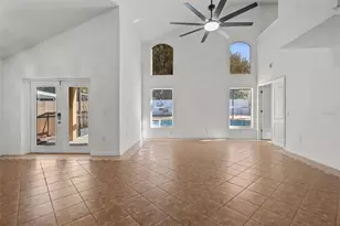 12828 Kings Lake Dr, Gibsonton, FL 33534 - Photo 10