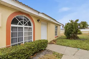 713 Lake Marion Golf Resort Dr, Kissimmee, FL 34759 - Photo 4