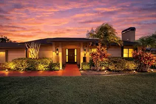 708 Dorado Ct, Brandon, FL 33511 - Photo 2