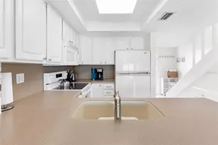 60 Gulf Blvd, Indian Rocks Beach, FL 33785 - Photo 20