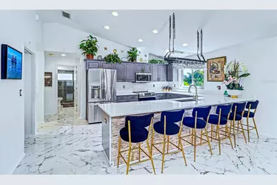 15517 Gulf Boulevard, Redington Beach, FL 33708 - Photo 10