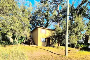 1702 E Mulberry Dr, Tampa, FL 33604 - Photo 1