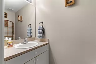 17320 Blooming Fields Dr, Land O Lakes, FL 34638 - Photo 18