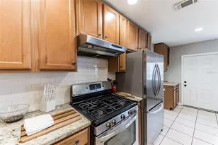 418 Lebeau St, Clearwater, FL 33755 - Photo 14