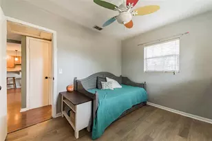 418 Lebeau St, Clearwater, FL 33755 - Photo 26