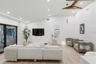 2846 Pinellas Point Dr S, Saint Petersburg, FL 33712 - Photo 12