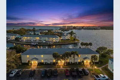 5011 Starfish Drive SE #D, Saint Petersburg, FL 33705 - Photo 1