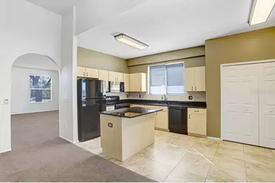 8924 Metheny Circle, Tampa, FL 33615 - Photo 10