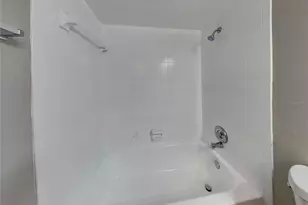 [Address not provided], Tarpon Springs, FL 34689 - Photo 16