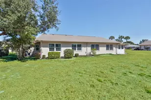 1906 Canterbury Ln, Sun City Center, FL 33573 - Photo 6