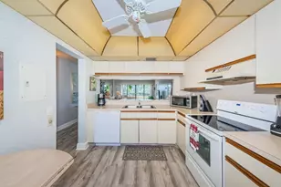 5724 Puerta Del Sol Blvd S, Saint Petersburg, FL 33715 - Photo 16