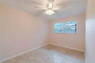 8918 134th St, Seminole, FL 33776 - Photo 22