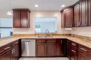 8918 134th St, Seminole, FL 33776 - Photo 16