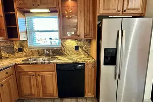 2261 Swedish Dr, Clearwater, FL 33763 - Photo 12