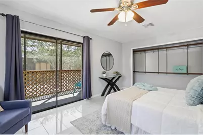 11808 Raintree Lake Lane #C, Tampa, FL 33617 - Photo 12