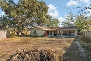 15648 Bear Creek Dr, Tampa, FL 33624 - Photo 22