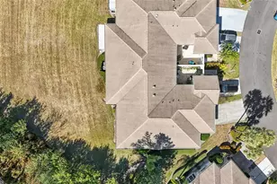 807 Tremont Greens Ln, Sun City Center, FL 33573 - Photo 56