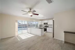 910 Spindle Palm Way, Apollo Beach, FL 33572 - Photo 32
