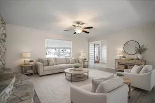 910 Spindle Palm Way, Apollo Beach, FL 33572 - Photo 12