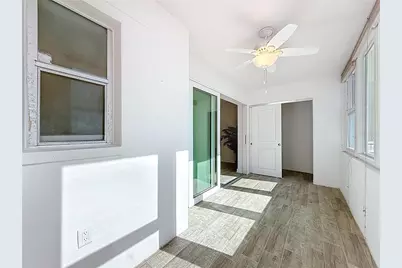 4550 Cove Circle #106, Saint Petersburg, FL 33708 - Photo 28