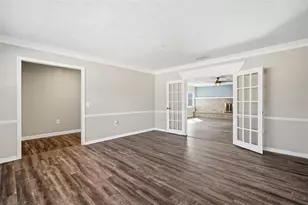 2842 Springdell Cir, Valrico, FL 33596 - Photo 10