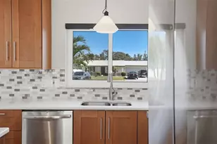 7962 2nd Way N, Saint Petersburg, FL 33702 - Photo 8