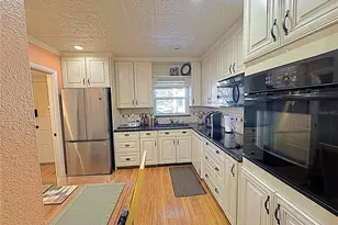 2351 Irish Ln, Clearwater, FL 33763 - Photo 2