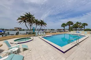 690 Island Way, Clearwater Beach, FL 33767 - Photo 38